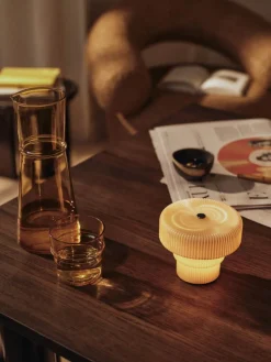 Carafe en verre recyclé jaune 11x25cm Boya - Ferm living