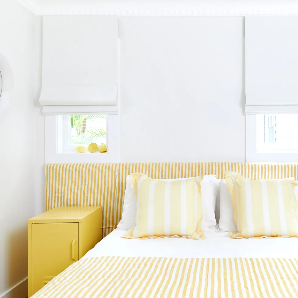 Casier gauche en acier jaune beurre 35x46x72cm The Shorty - Mustard Made