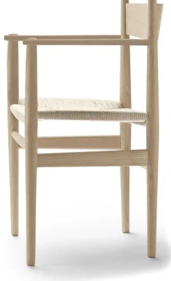 Chaise avec accoudoir en chêne blanc huilé et assise tissée naturelle 81cm CH37 - Carl Hansen & Søn