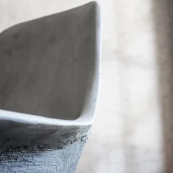 Chaise avec accoudoirs à bascule Hauteville - Lyon Béton