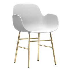 Chaise avec accoudoirs en laiton et pp blanc Form - Normann Copenhagen