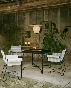 Chaise avec accoudoirs à franges et rayures leslie Tropique - Gubi