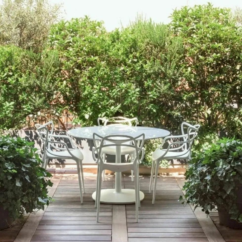 Chaise avec accoudoirs noire Masters - Kartell