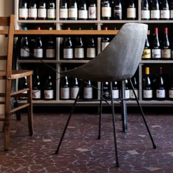 Chaise avec pieds en métal Hauteville - Lyon Béton
