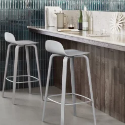 Chaise de bar 65 cm en chêne naturel Visu - Muuto