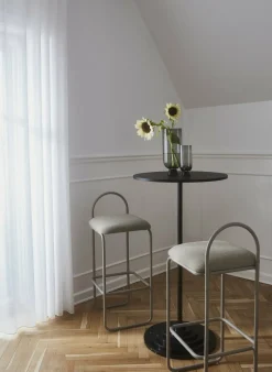 Chaise de bar en bouclé taupe 37 x 39 x 92 cm Angui - AYTM
