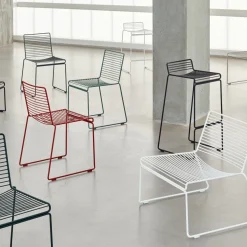Chaise de bar en métal noir 75 cm Hee - HAY