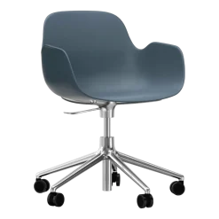 Chaise de bureau avec accoudoirs en aluminium et pp bleu Form - Normann Copenhagen