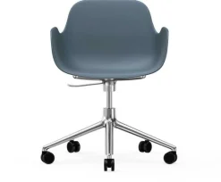 Chaise de bureau avec accoudoirs en aluminium et pp bleu Form - Normann Copenhagen