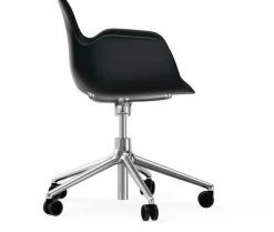 Chaise de bureau avec accoudoirs en aluminium et pp noir Form - Normann Copenhagen