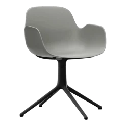 Chaise de bureau avec accoudoirs en polypropylene grise et base noire Swivel 4L Grey - Normann Copenhagen