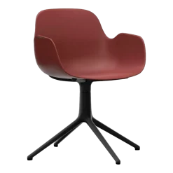 Chaise de bureau avec accoudoirs en polypropylene rouge et base noire Swivel 4L rouge - Normann Copenhagen