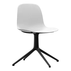 Chaise de bureau en polypropylène blanche et base noire Swivel 4L blanc - Normann Copenhagen