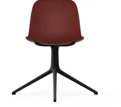 Chaise de bureau en polypropylène rouge et base noire Swivel 4L rouge - Normann Copenhagen