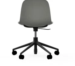Chaise de bureau réglable à roulettes en pp grise et base noire Swivel 5W Grey - Normann Copenhagen