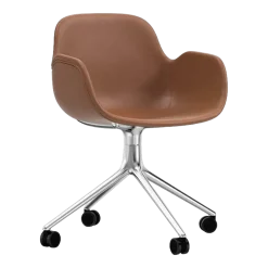 Chaise de bureau à roulette avec accoudoirs en cuir marron Swivel 4W Ultra Leather Ultra 41574 - Normann Copenhagen