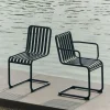 Chaise de jardin avec accoudoirs en acier gris anthracite Palissade - HAY