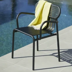 Chaise de jardin avec accoudoirs rose blush Week-End - Petite Friture