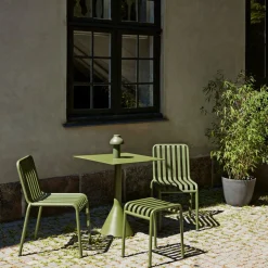 Chaise de jardin en métal anthracite Palissade - HAY