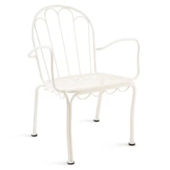 Chaise de jardin en métal blanc antique et coussin en tissu rayé bleu marine The Al Fresco - Business & Pleasure