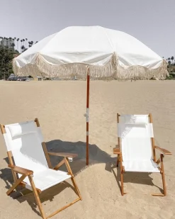 Chaise de plage pliante en tissu blanc Antique The Tommy Chair - Business & Pleasure