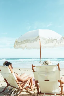 Chaise de plage pliante en tissu blanc Antique The Tommy Chair - Business & Pleasure