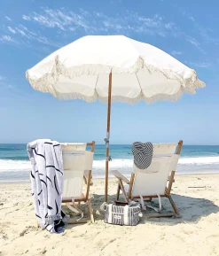 Chaise de plage pliante en tissu blanc Antique The Tommy Chair - Business & Pleasure