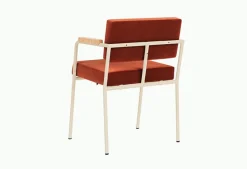 Chaise de salle à manger avec accoudoirs en acier beige et tissu rouge Monday - Fest Amsterdam