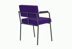 Chaise de salle à manger avec accoudoirs en acier noir et tissu violet Monday - Fest Amsterdam