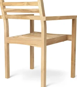 Chaise d'extérieur avec accoudoirs en teck non traité 81cm AH502 - Carl Hansen & Søn