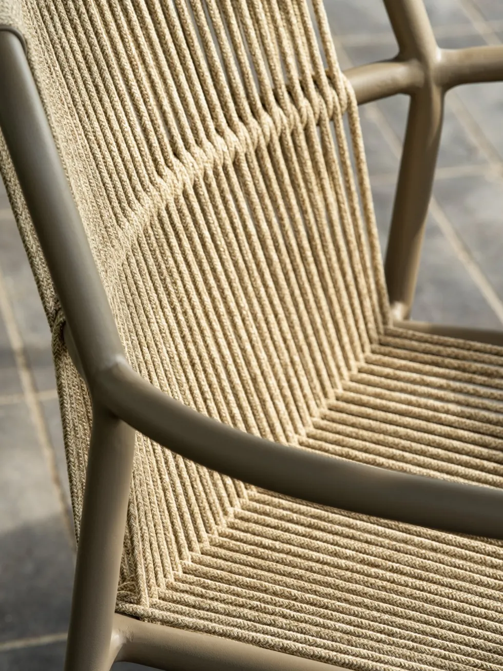 Chaise d'extérieur en aluminium thermolaqué et corde sable 60x63x81cm Sweep - Vincent Sheppard