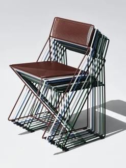 Chaise en acier avec revêtement en poudre gris-vert 50x45x77cm X-line - Hay