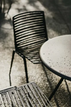 Chaise en aluminium noir 56 x 57 cm Zebra - Fast Spa