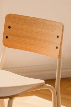 Chaise en bois de chêne et acier blanc Kei - noo.ma