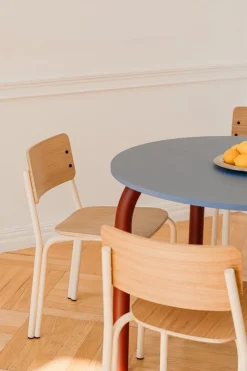Chaise en bois de chêne et acier blanc Kei - noo.ma