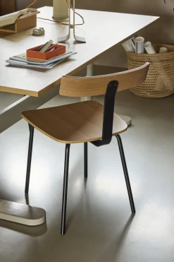 Chaise en bois de chêne et fer noir Hock - Hübsch