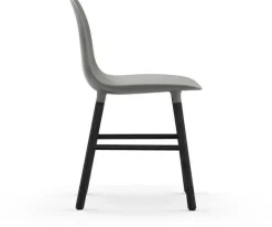 Chaise en bois noir et pp gris Form - Normann Copenhagen
