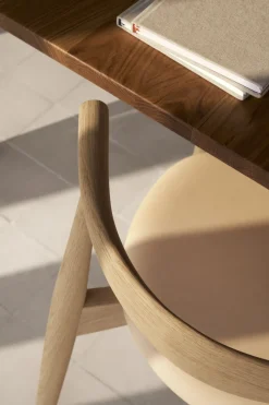 Chaise en chêne huilé et assise en cuir thor 307 72,5cm CH20 - Carl Hansen & Søn