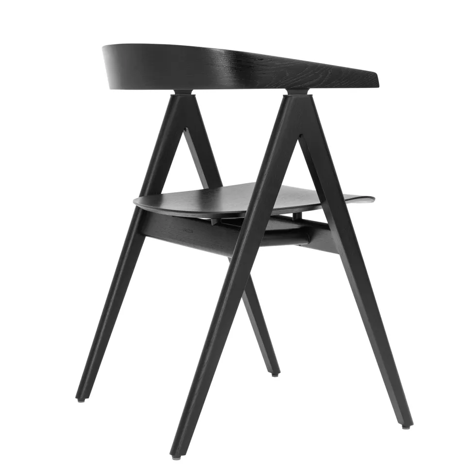 Chaise en chêne laqué noir et siège en chêne plaqué Ava - Gazzda