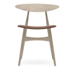 Chaise en chêne savonné et assise en cuir thor 325 74cm CH33P - Carl Hansen & Søn