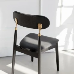 Chaise en chêne teinté noir avec tissu tissé noir 7.1 - Emko