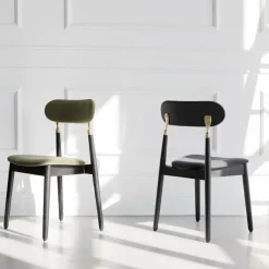 Chaise en chêne teinté noir et velours vert mousse 7.1 - Emko
