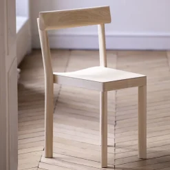 Chaise en frêne Galta - Kann Design