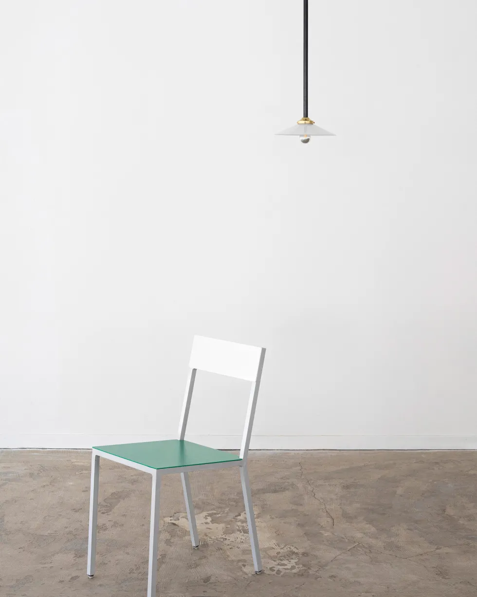 Chaise en métal vert et blanc 52x39x80cm - valerie_objects