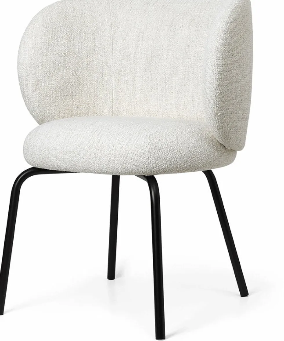 Chaise en tissu bouclé blanc sur pieds noirs 69 x 69 cm Rico - Ferm Living