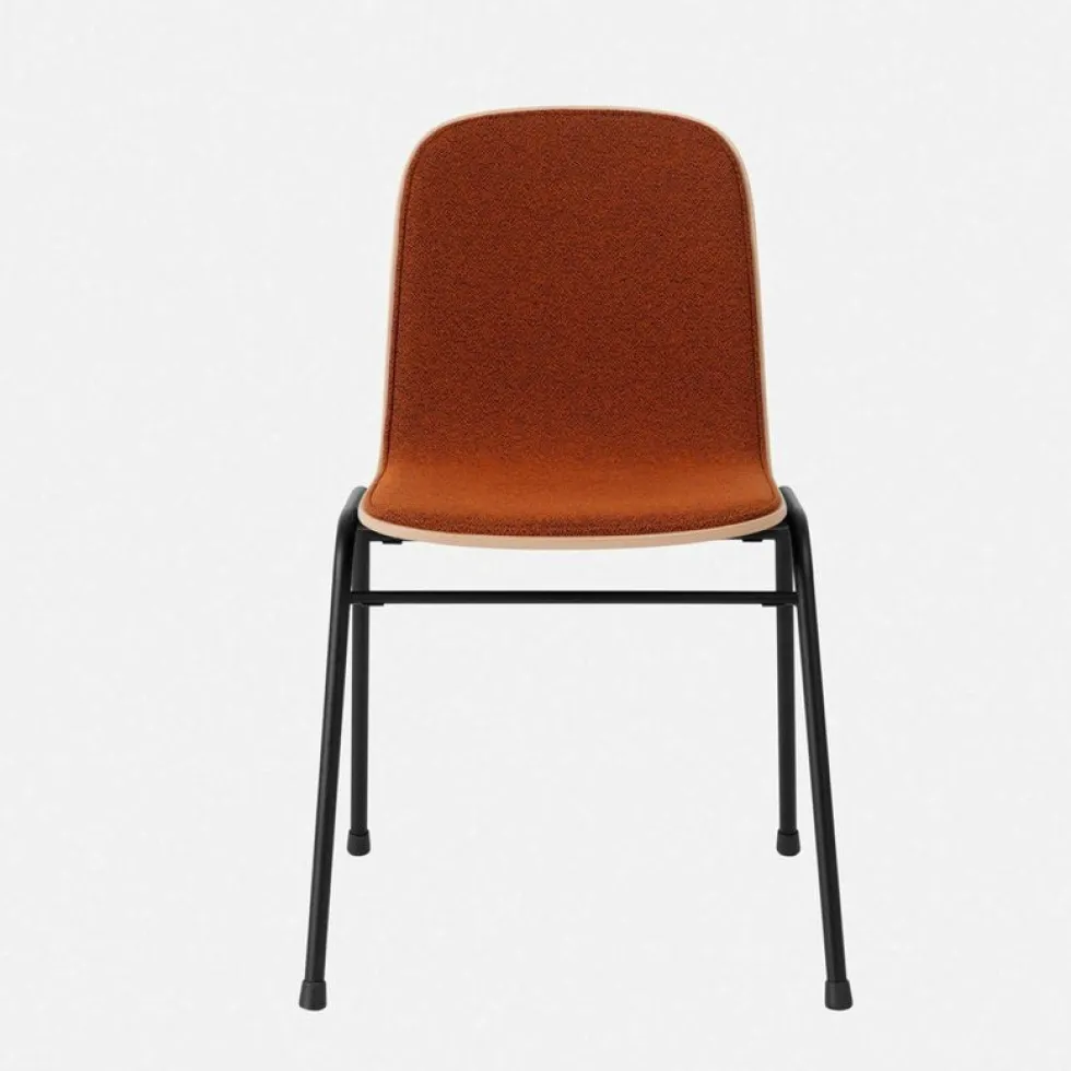 Chaise en tissu rouge et cadre noir Touchwood - Hem