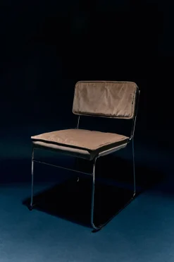 Chaise en velours marron et acier chromé Endless - HKLiving