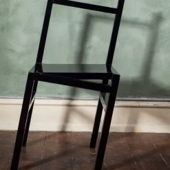 Chaise inclinée 9.5° - Frama