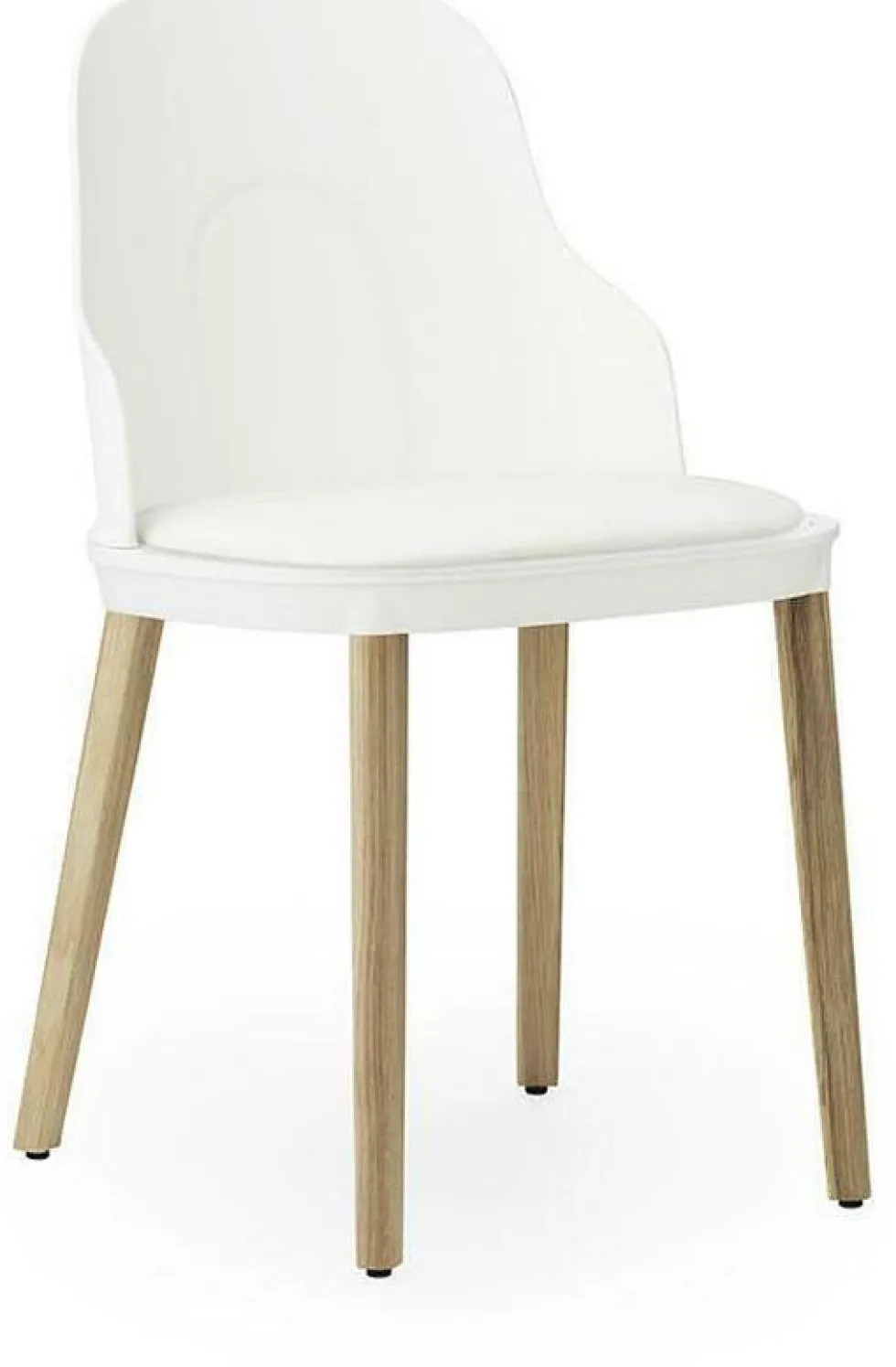 Chaise à l'assise en cuir blanc et au pietement en chêne Allez blanc - Normann Copenhagen