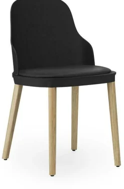 Chaise à l'assise en cuir noir et au pietement en chêne Allez noir - Normann Copenhagen